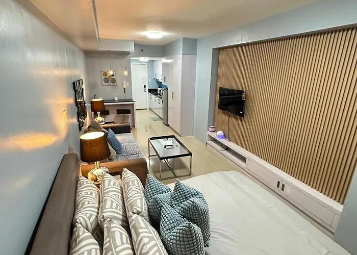 Shell Residences Vip By Kathy 4*